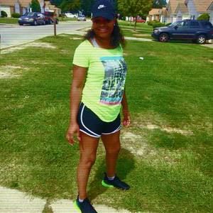 Meet your Posher, Pia